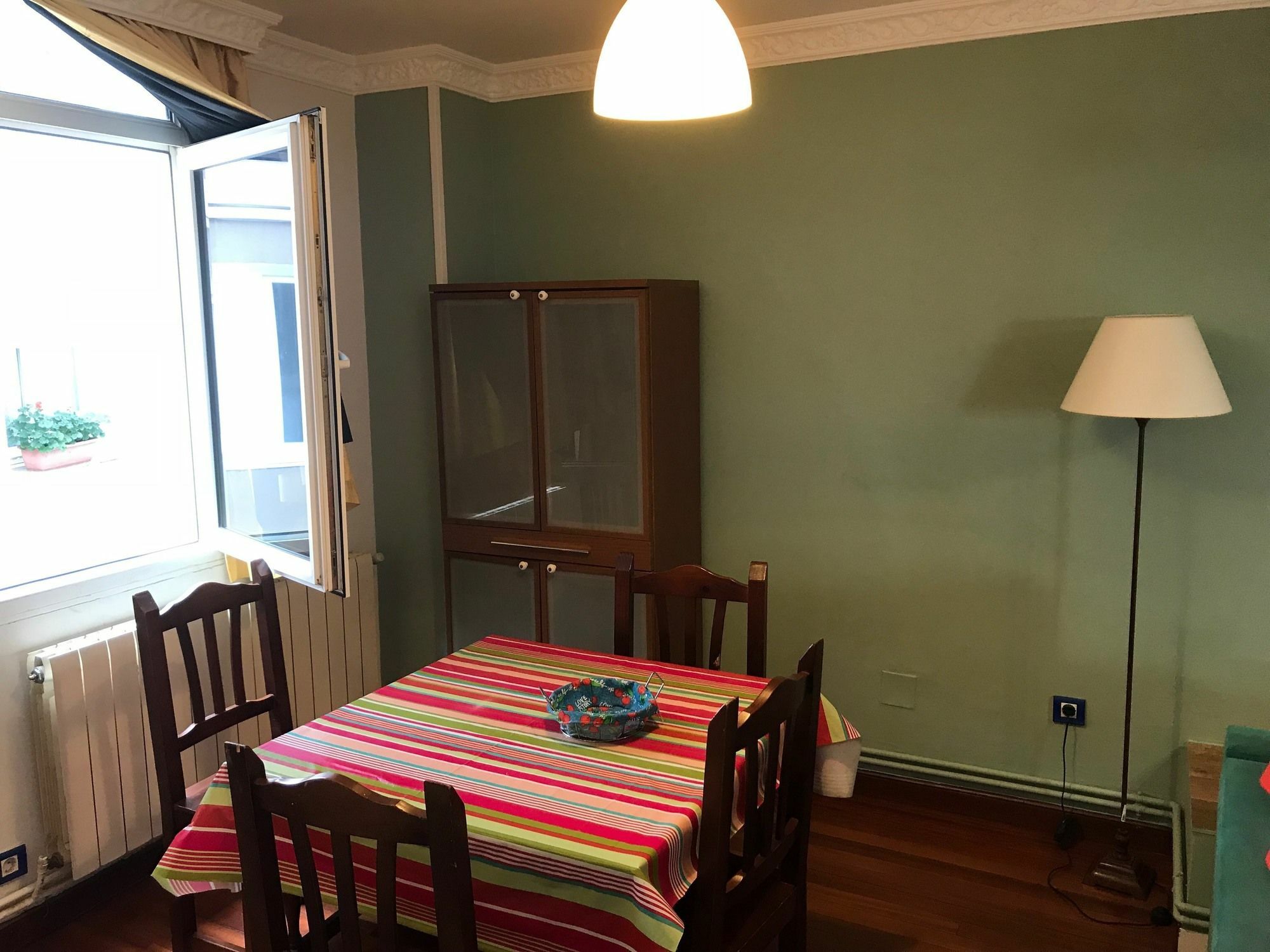 Apartamentos Vintage Menendez Pelayo サンタンデール エクステリア 写真